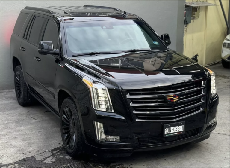 Cadillac Escalade 6.2 Platinum 4x4 At 2019 38,000 kms $988,000 Autos Certificados tlalpan venta y compra autos