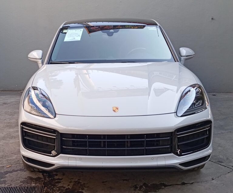 Cayenne turbo coupe 2022 15,700 km $2,288,000